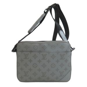 Louis Vuitton Shoulder Bags