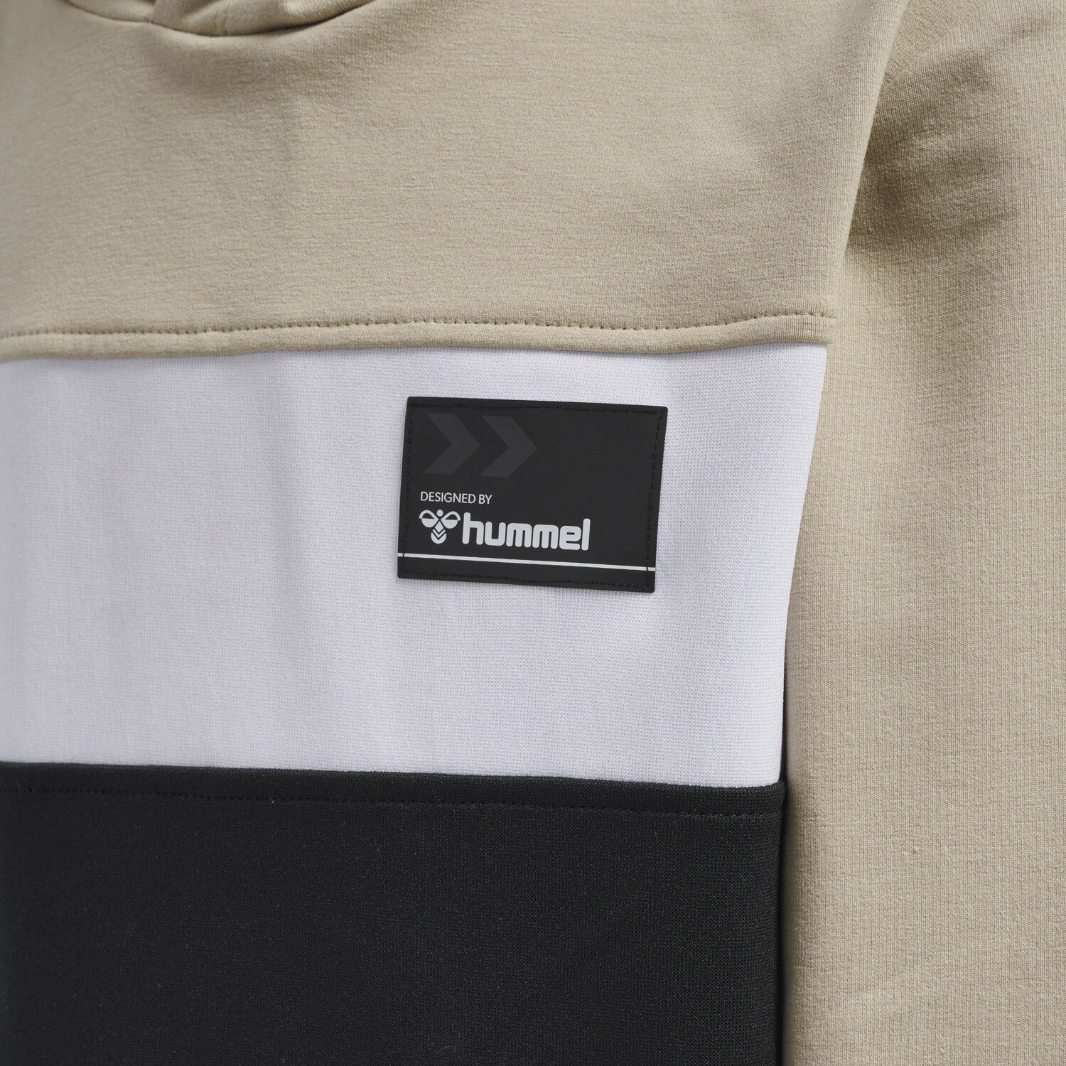 Jon h&aelig;ttetr&oslash;je