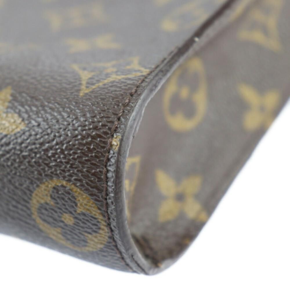 Louis Vuitton Clutch