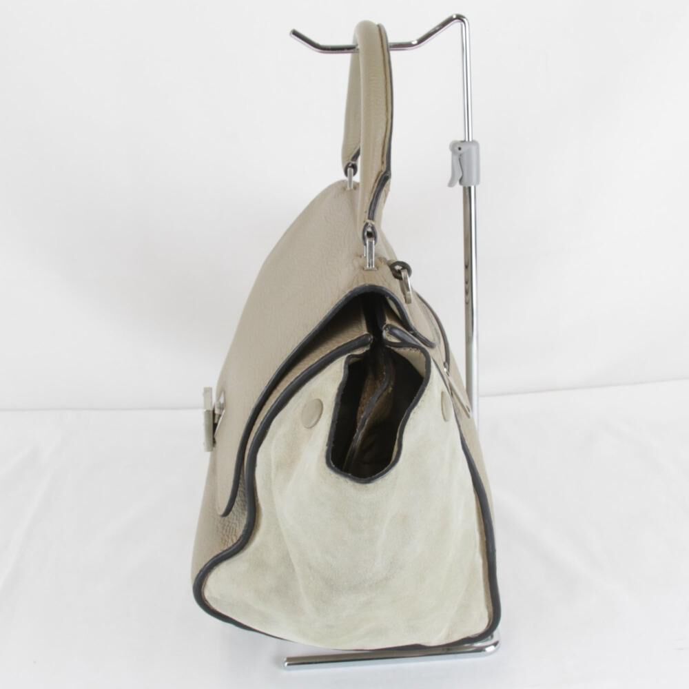 C&eacute;line Trapeze