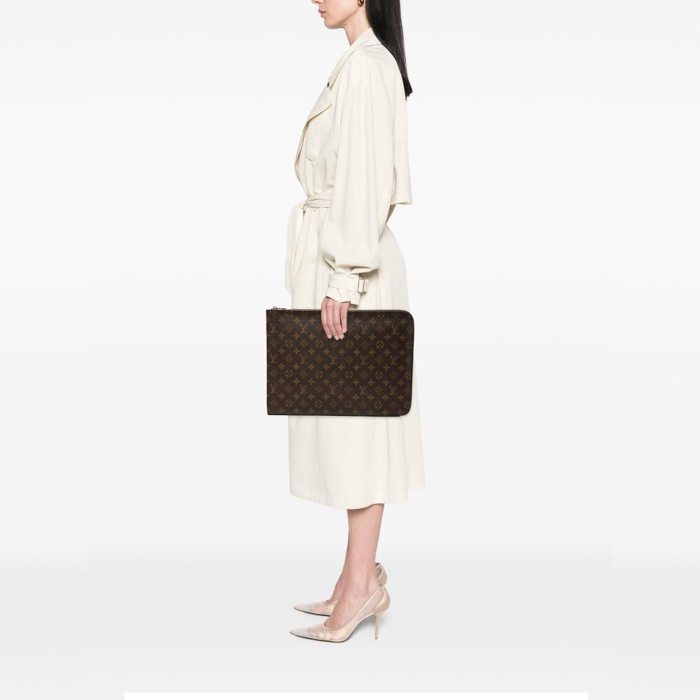 Louis Vuitton Poche Documents