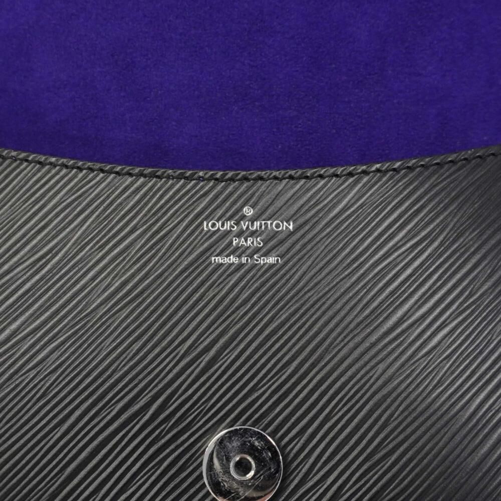 Louis Vuitton Shoulder Bags