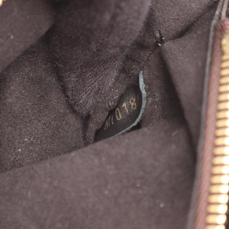 Louis Vuitton Shoulder Bags