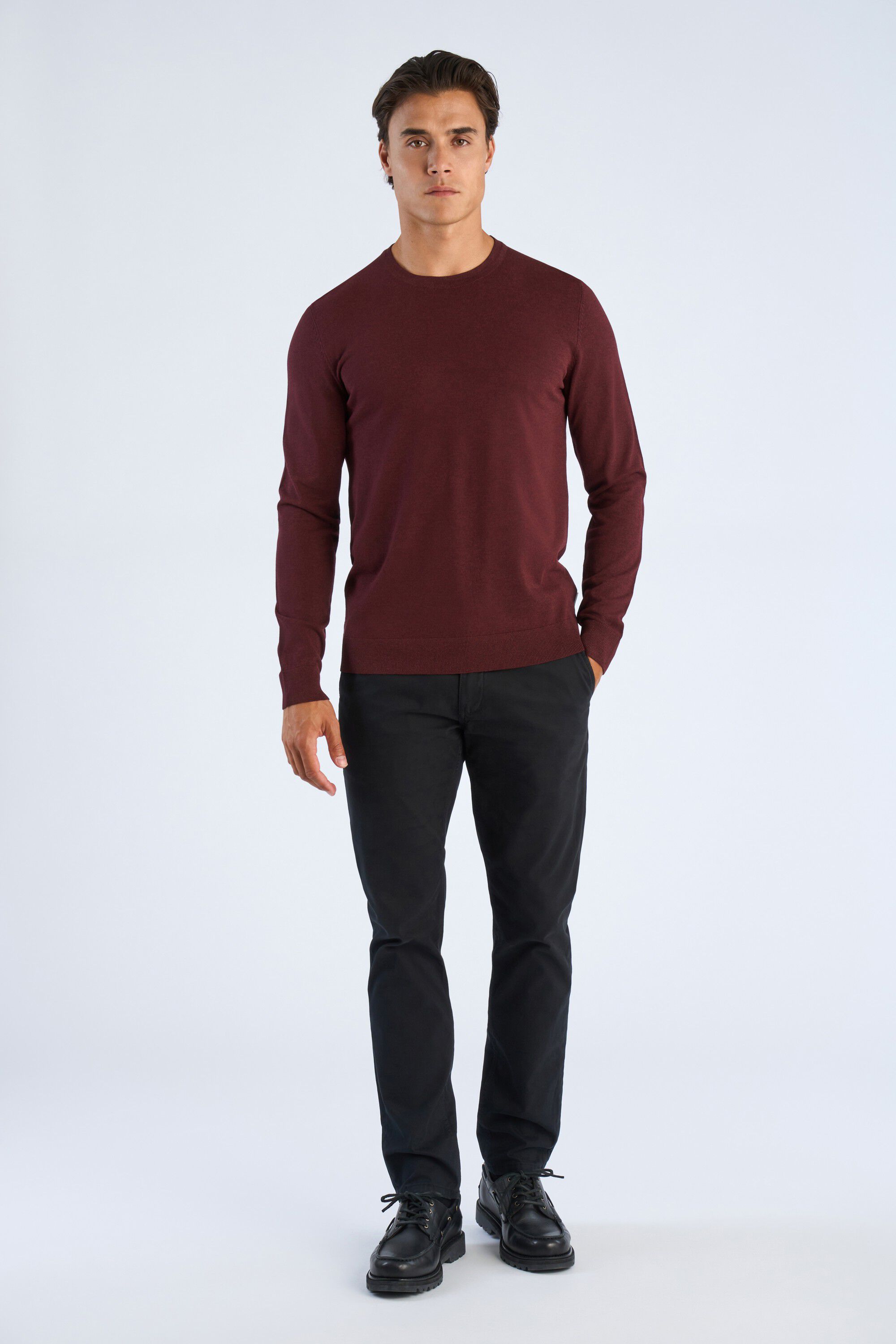 Soft viscose blend o-neck knit