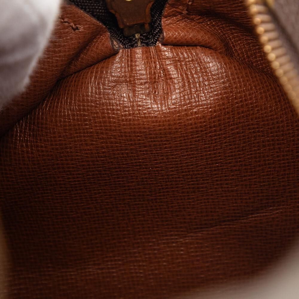 Louis Vuitton Papillon
