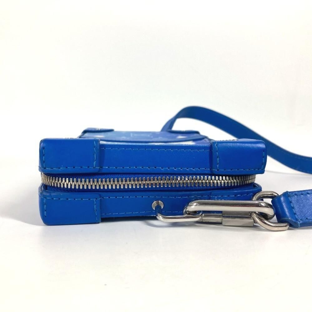 Louis Vuitton Clutch
