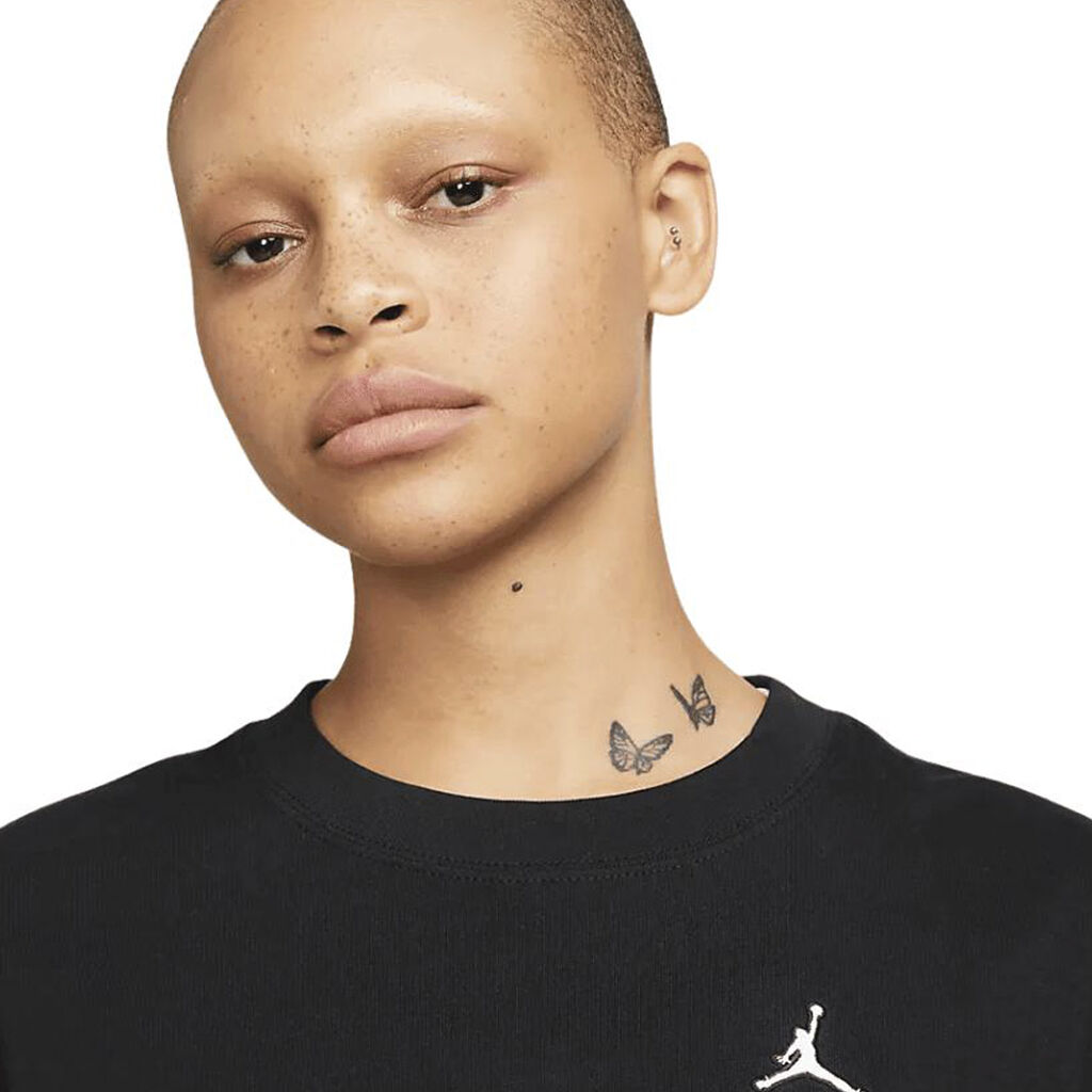 jordan essentials t-shirt