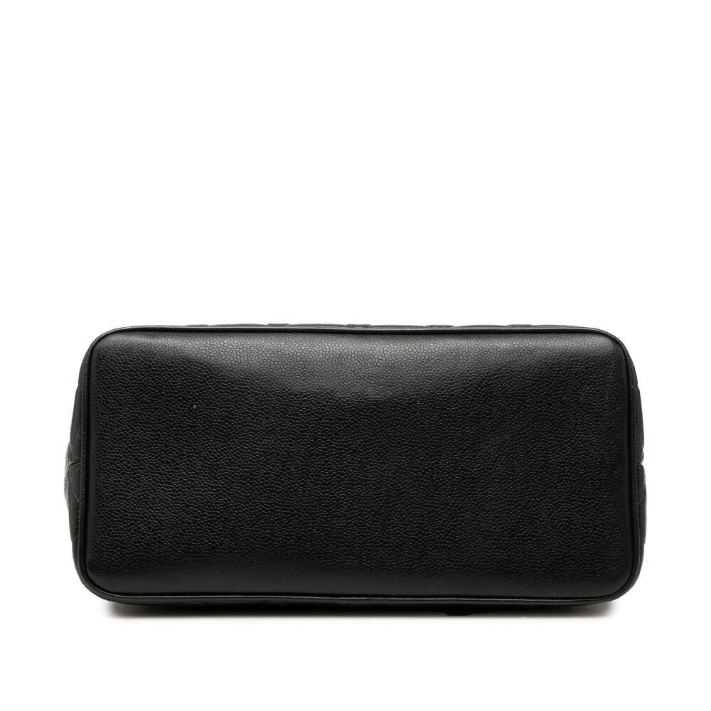 Chanel Medaillon