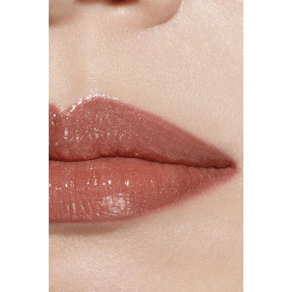 Hydrating Beautifying Tinted Lip Balm Buildable Colour