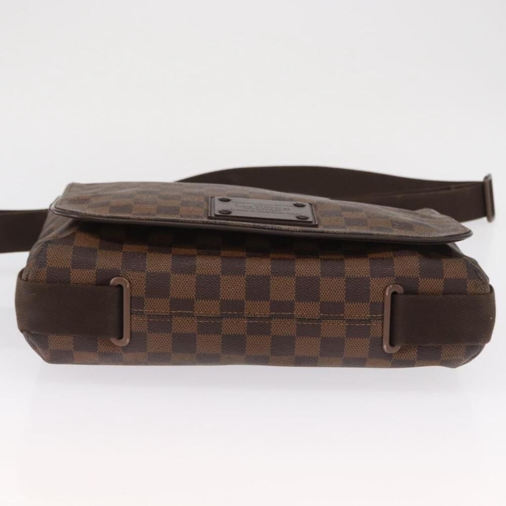 Louis Vuitton Shoulder Bags