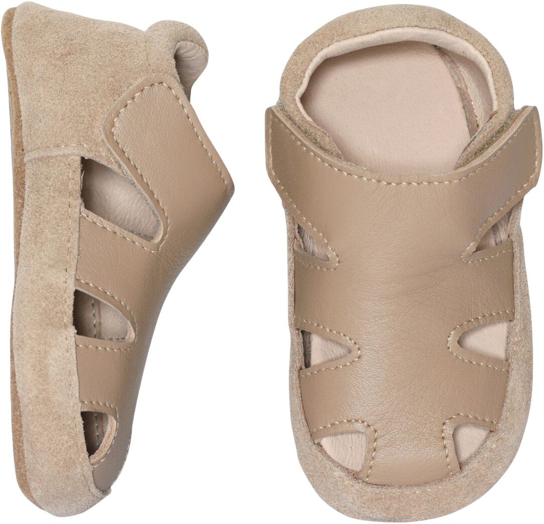 Sandal leather slippers