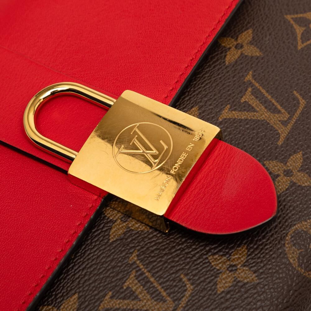 Louis Vuitton Shoulder Bags