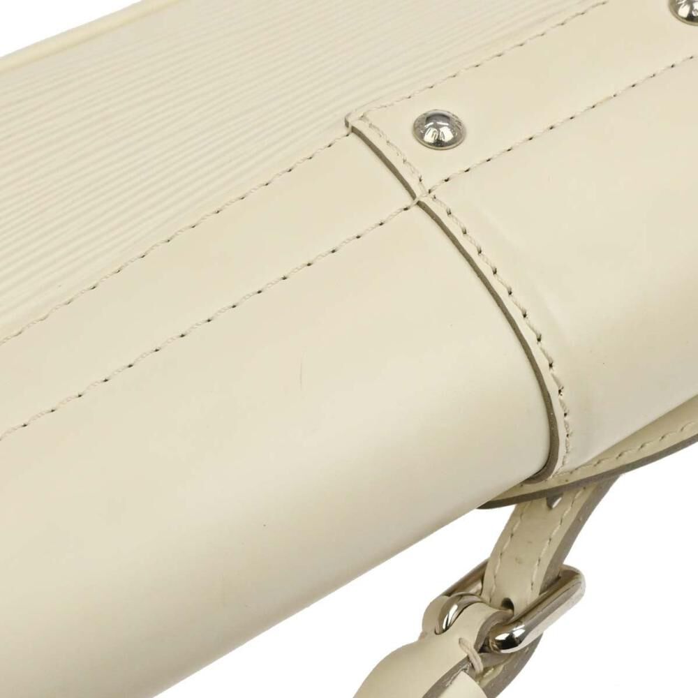 Louis Vuitton Montaigne