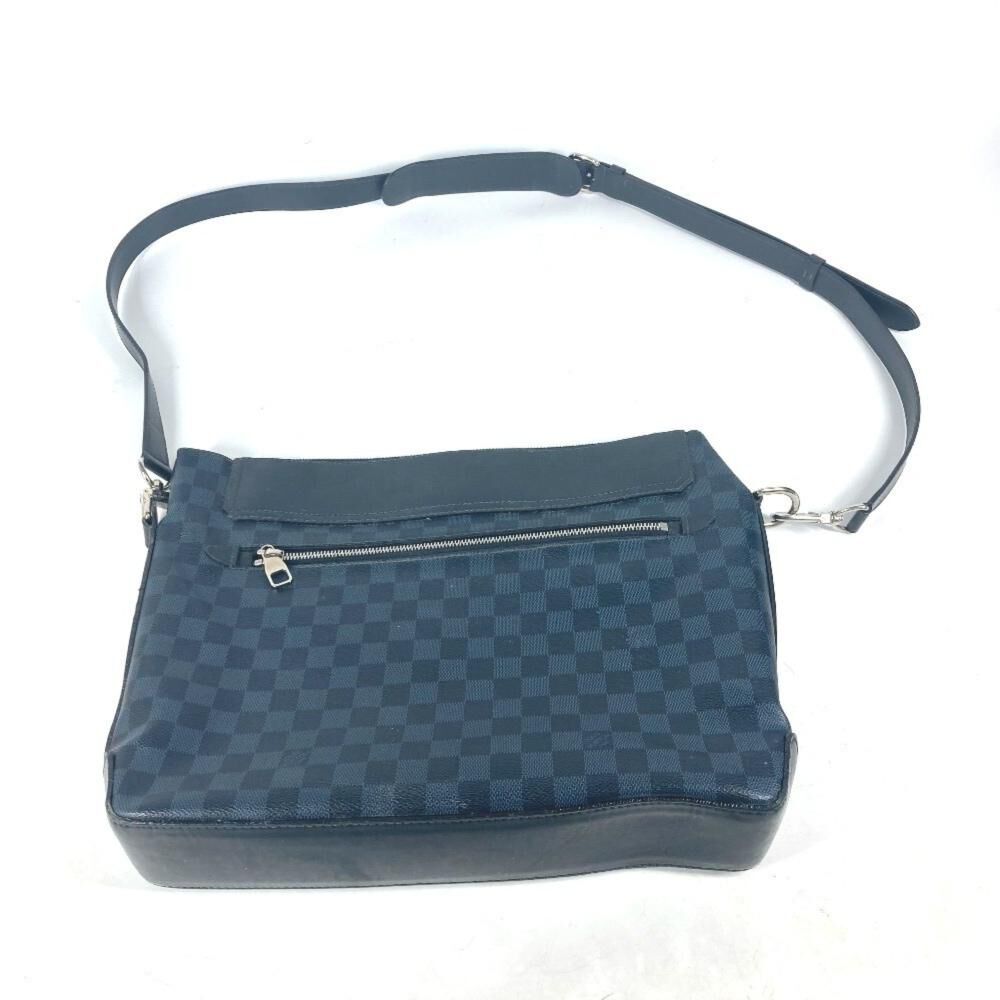 Louis Vuitton Messenger