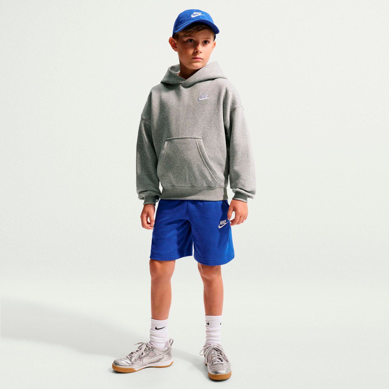 Sportswear Oversized Club H&aelig;ttetr&oslash;je