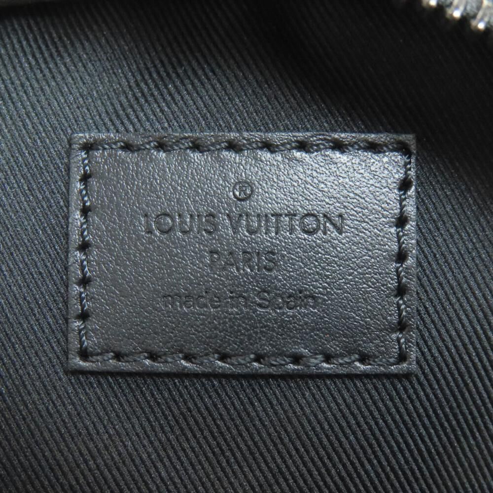 Louis Vuitton Shoulder Bags