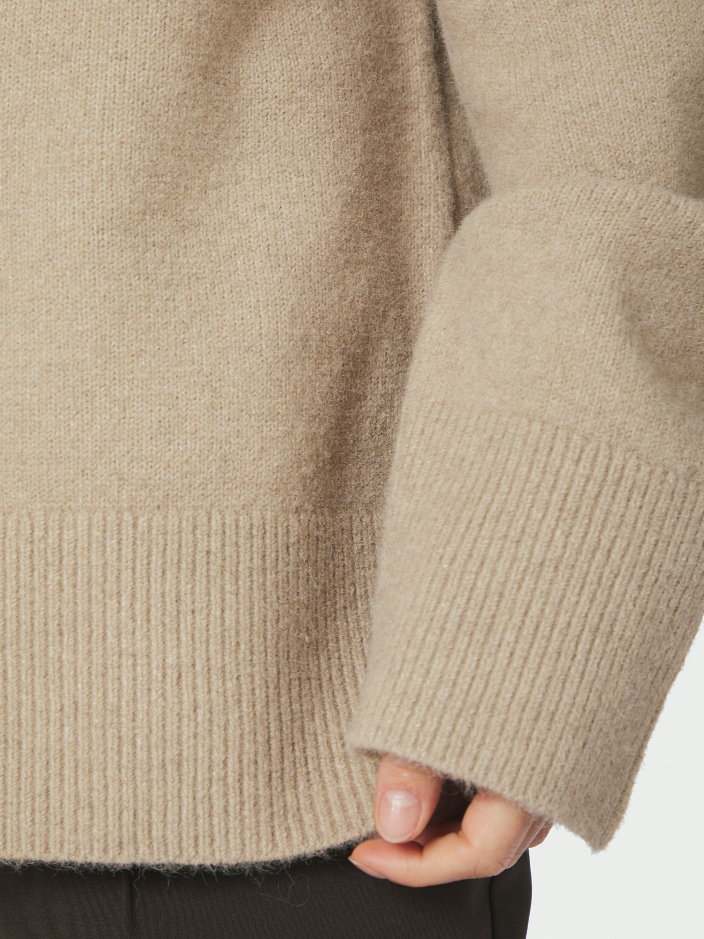 Jen Knit Blouse