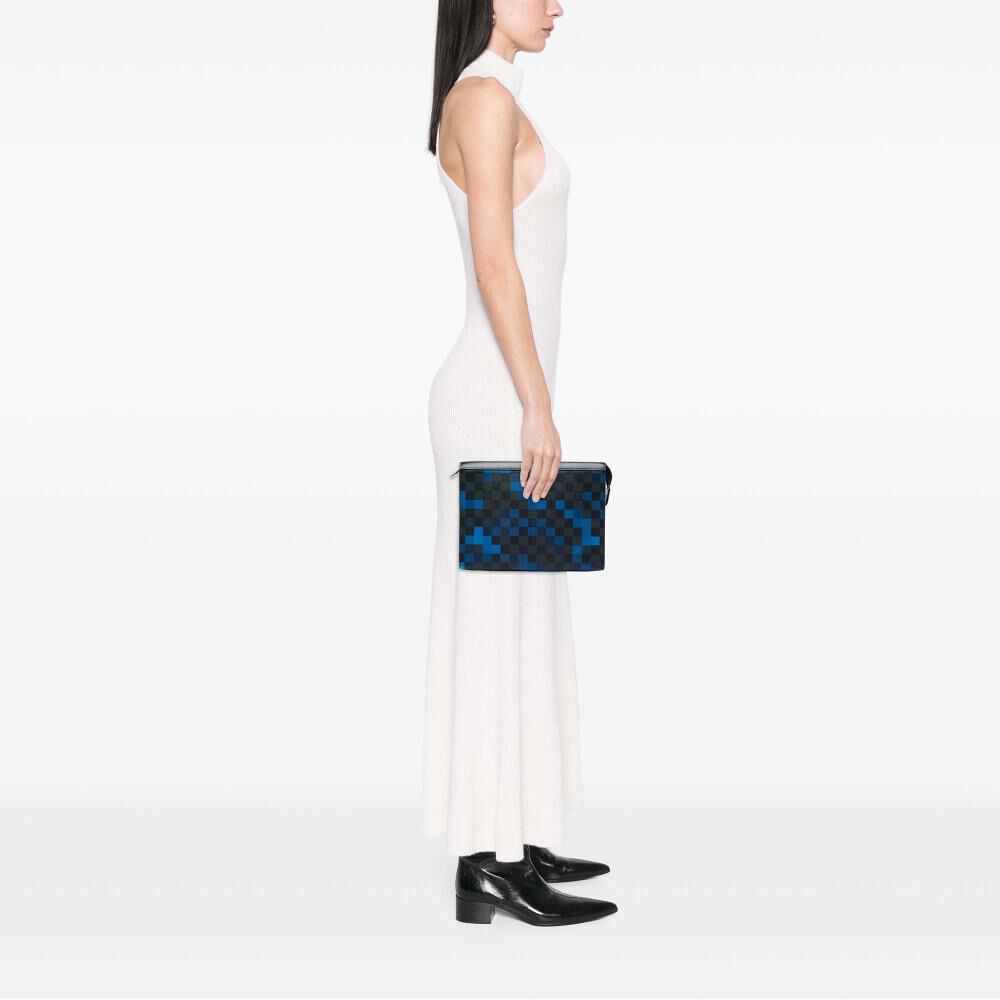 Louis Vuitton Clutch
