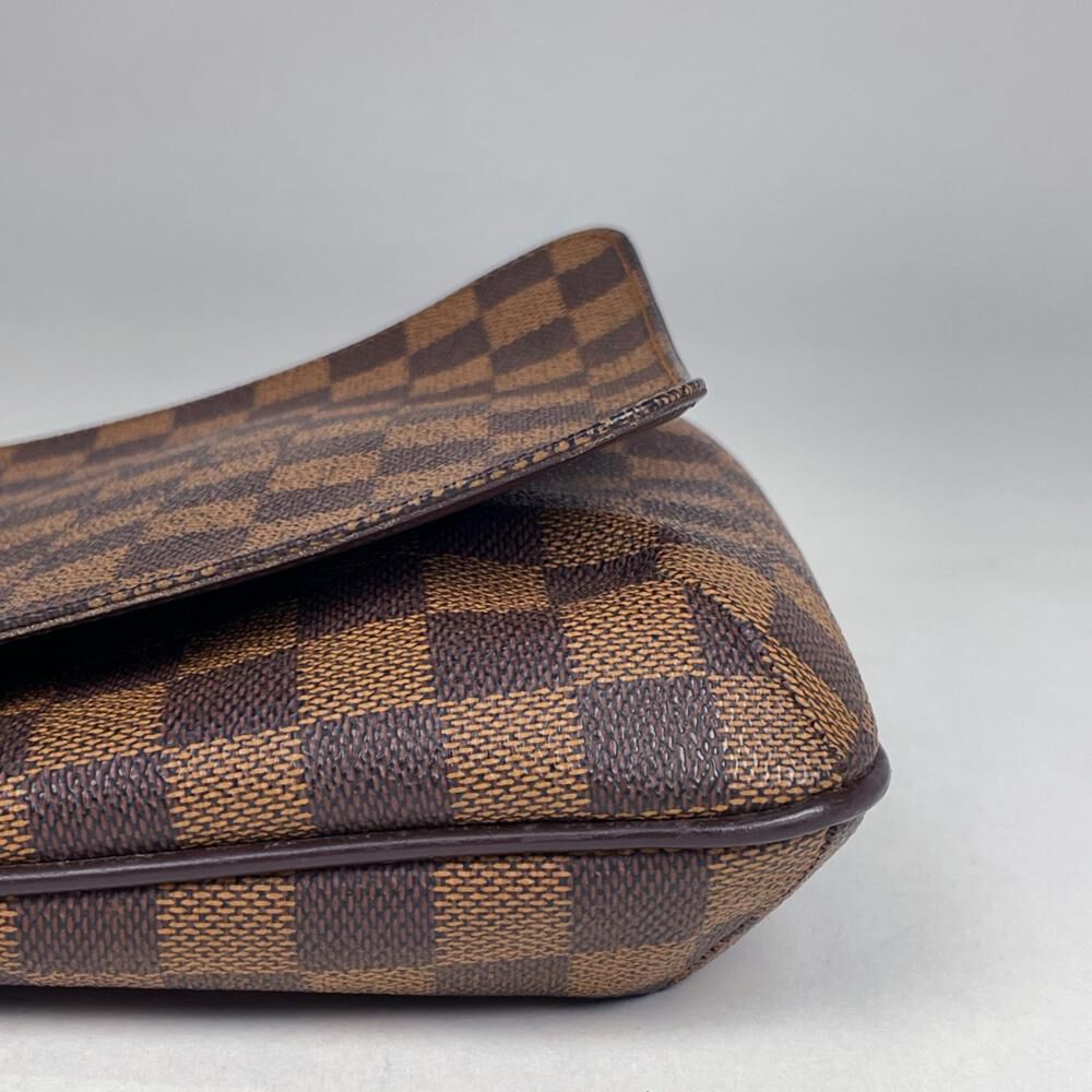 Louis Vuitton Crossbody Bag