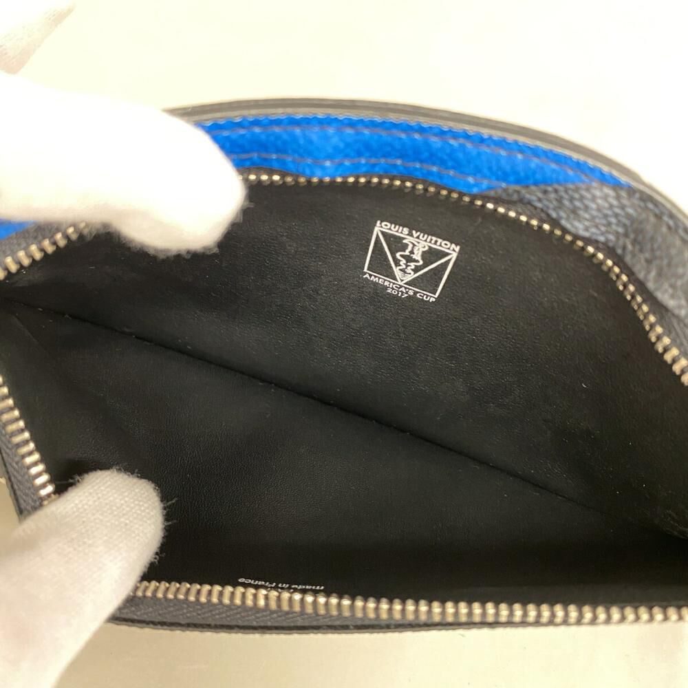 Louis Vuitton Clutch