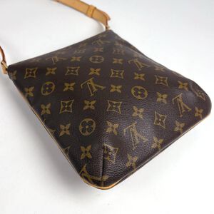 Louis Vuitton Musette Salsa