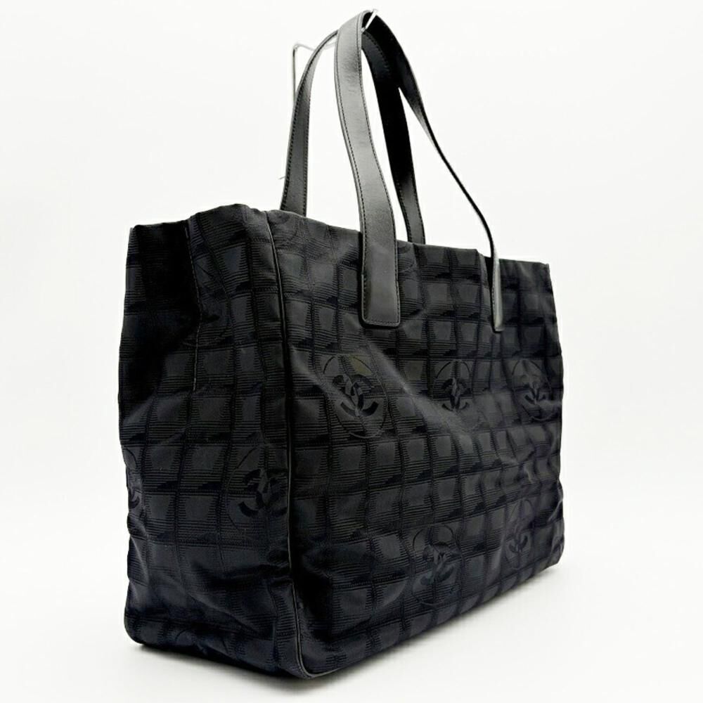 Chanel Travel Line
