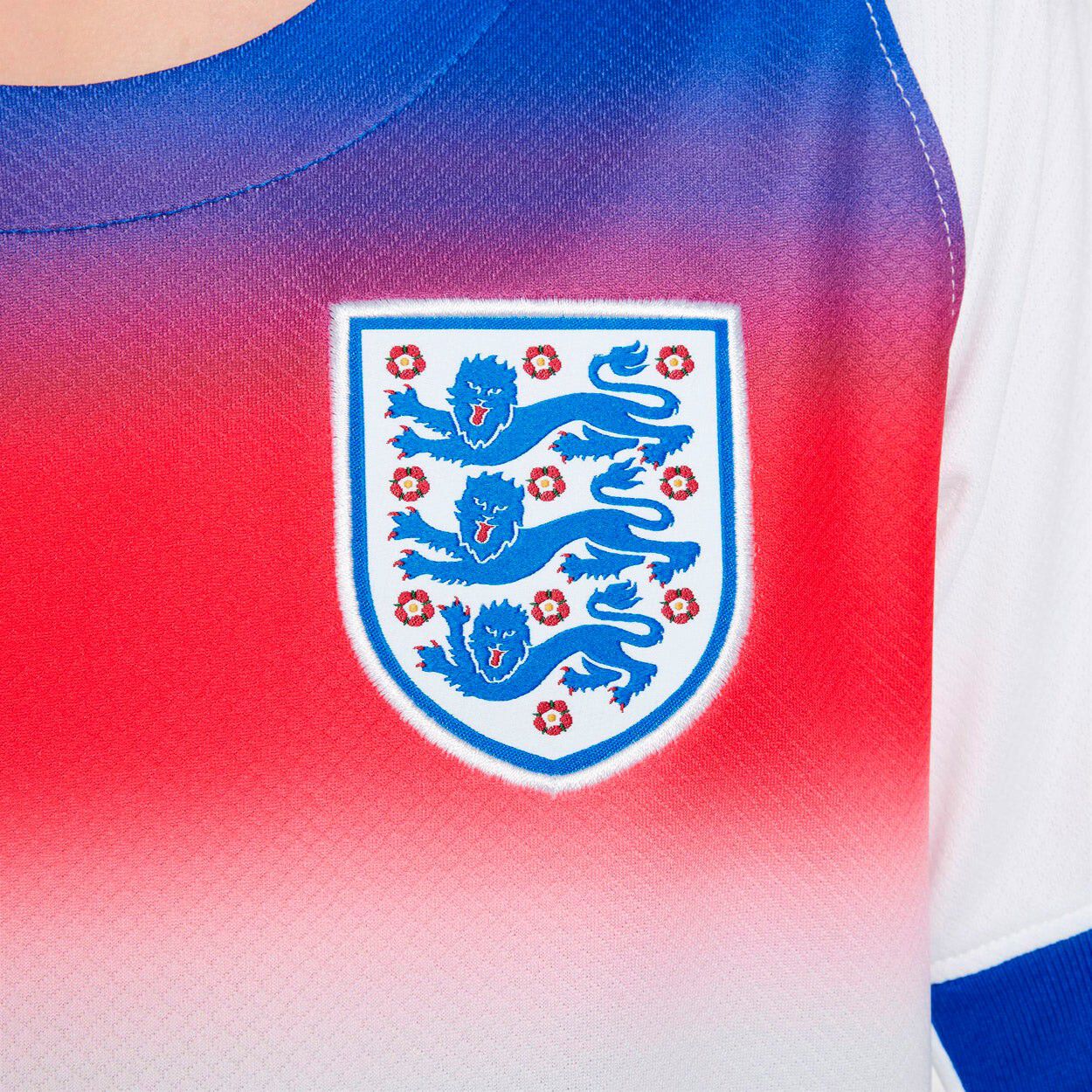 England Dame 25 Hjemmebanetr&oslash;je