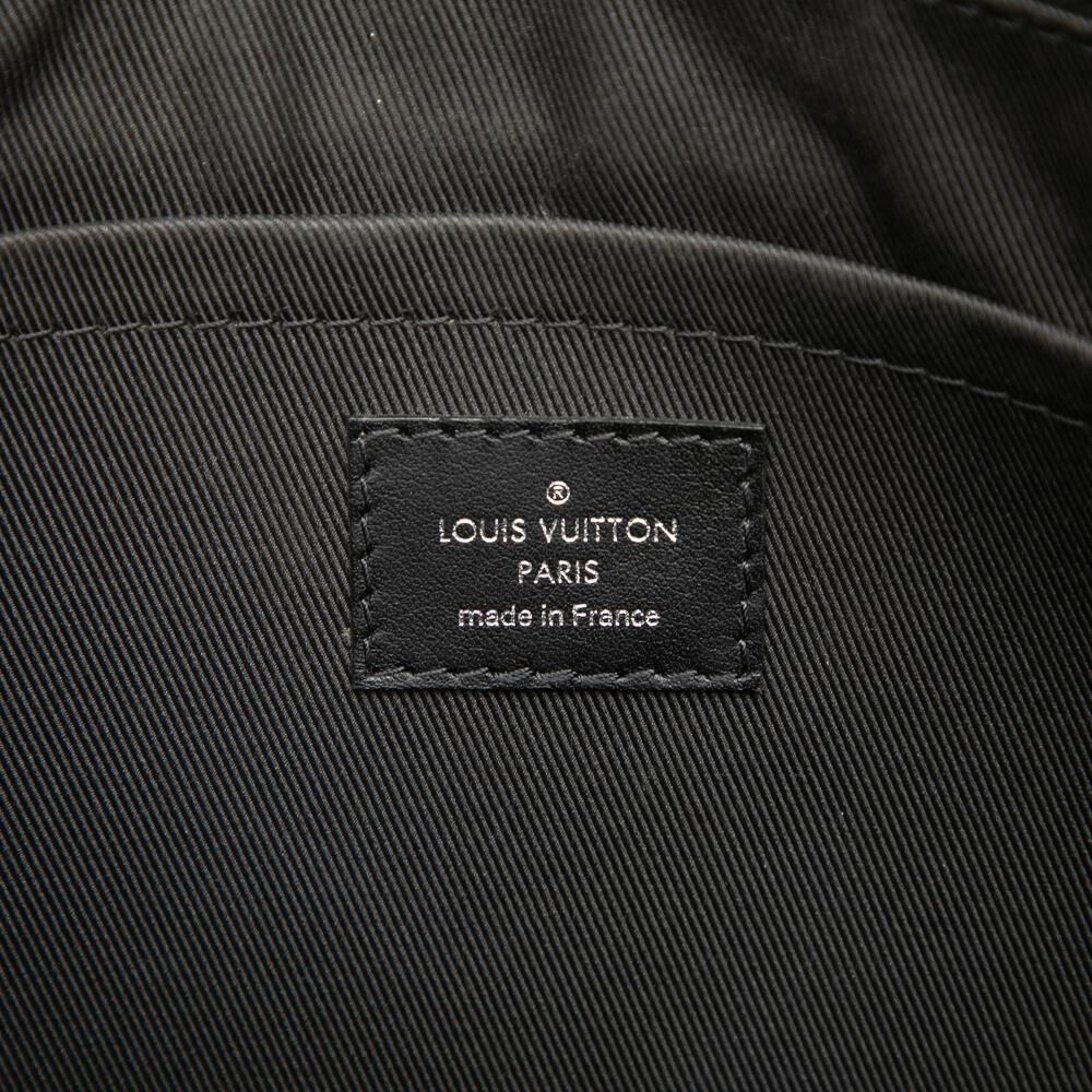 Louis Vuitton Clutch