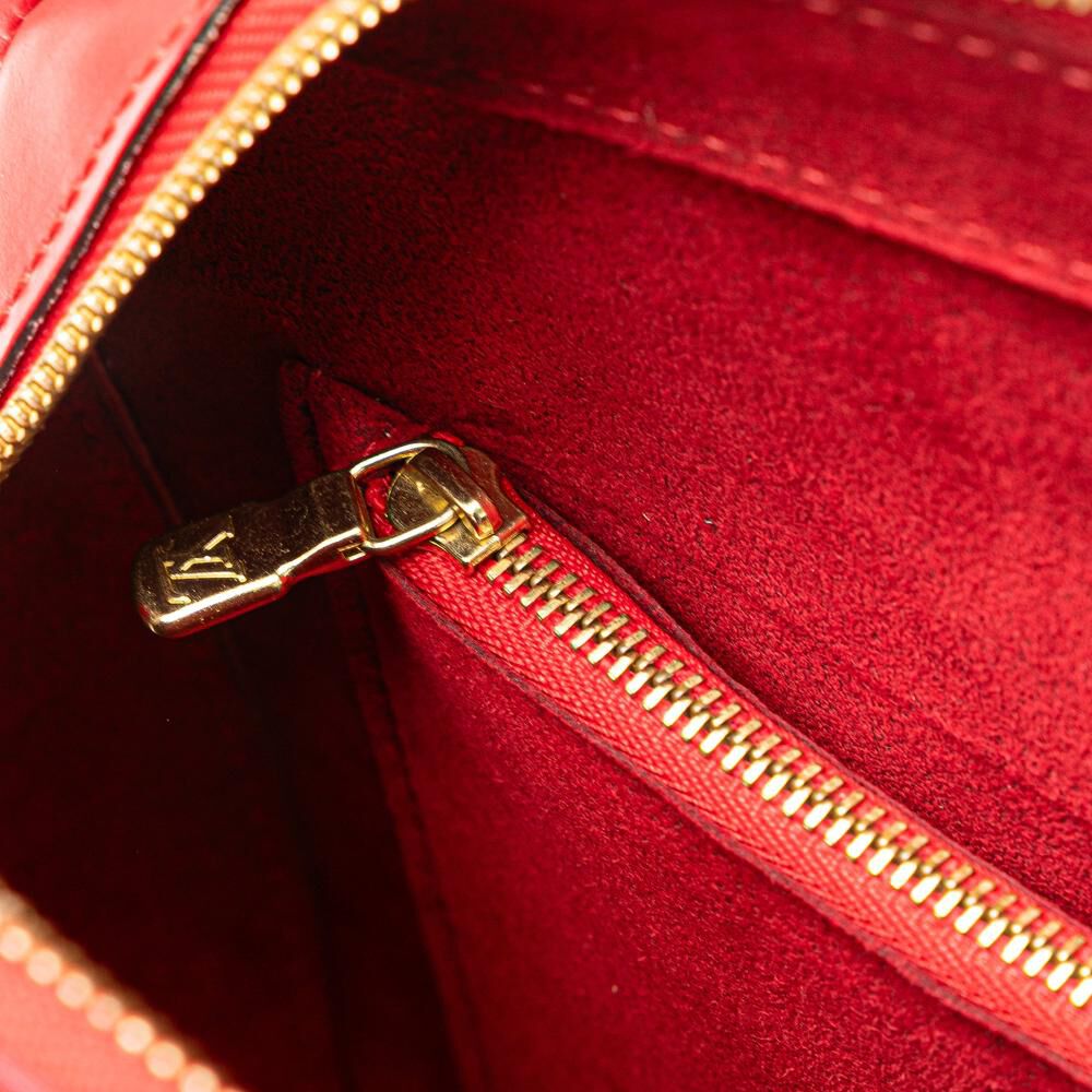 Louis Vuitton Pont Neuf