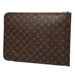 Louis Vuitton Poche Documents