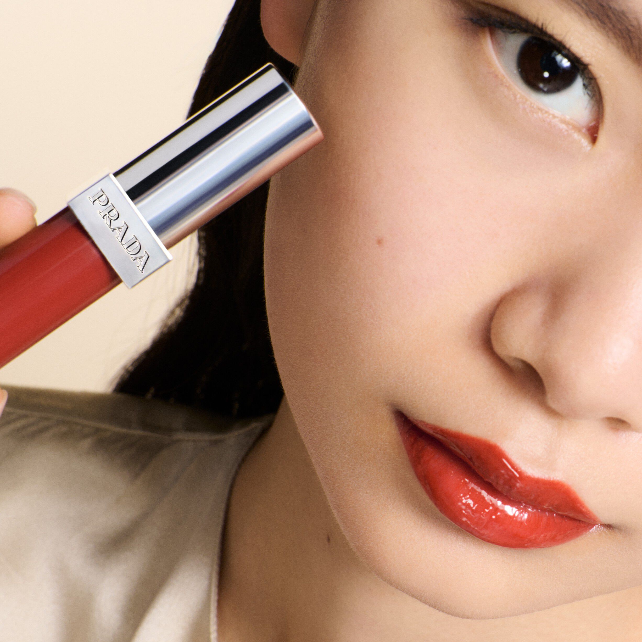 Prada Reflection Glossy Liquid Balm - R220 INFRARED