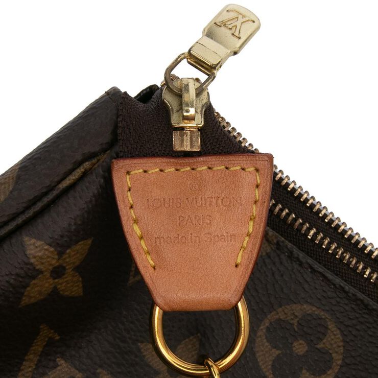 Louis Vuitton Pochette Accessoires