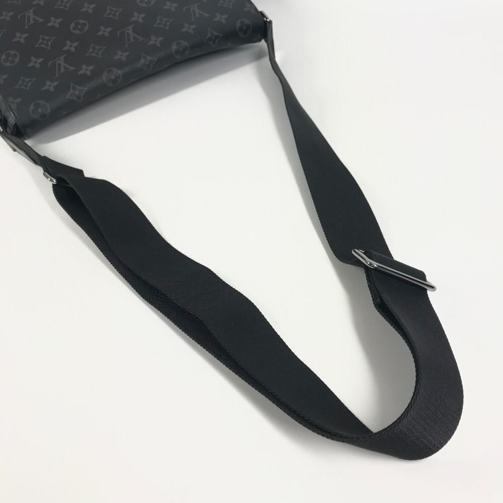 Louis Vuitton Messenger