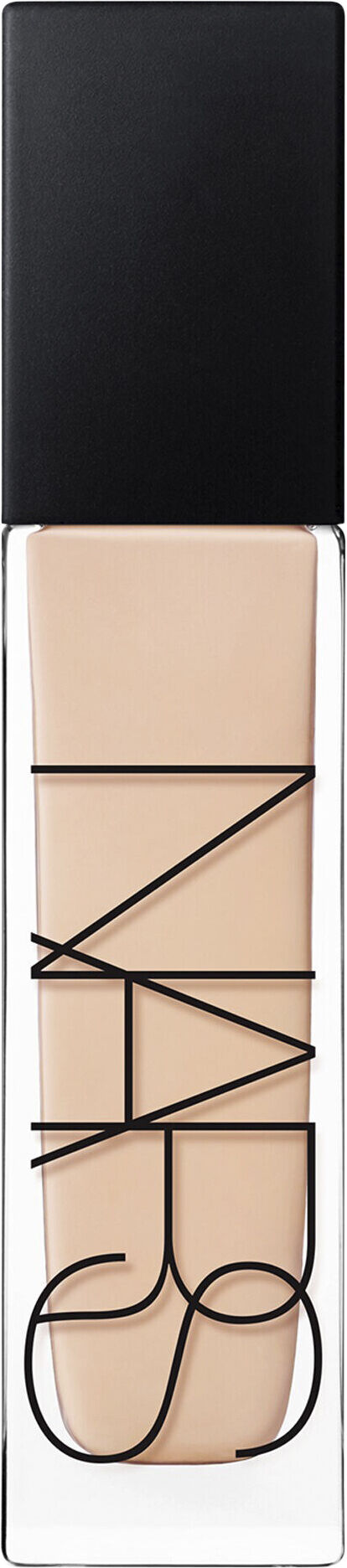 Natural Radiant - Longwear Foundation