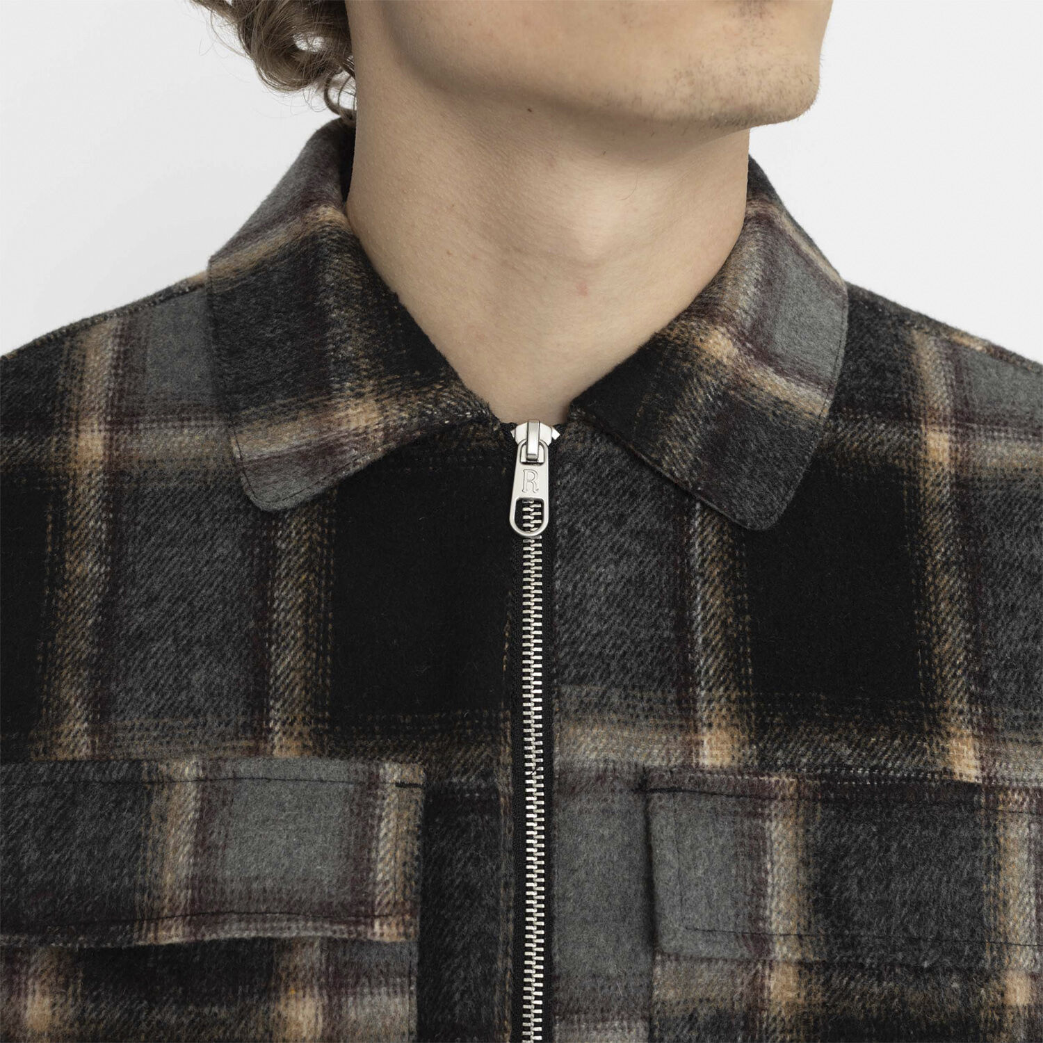 Checkered overshirt with lining and button closure