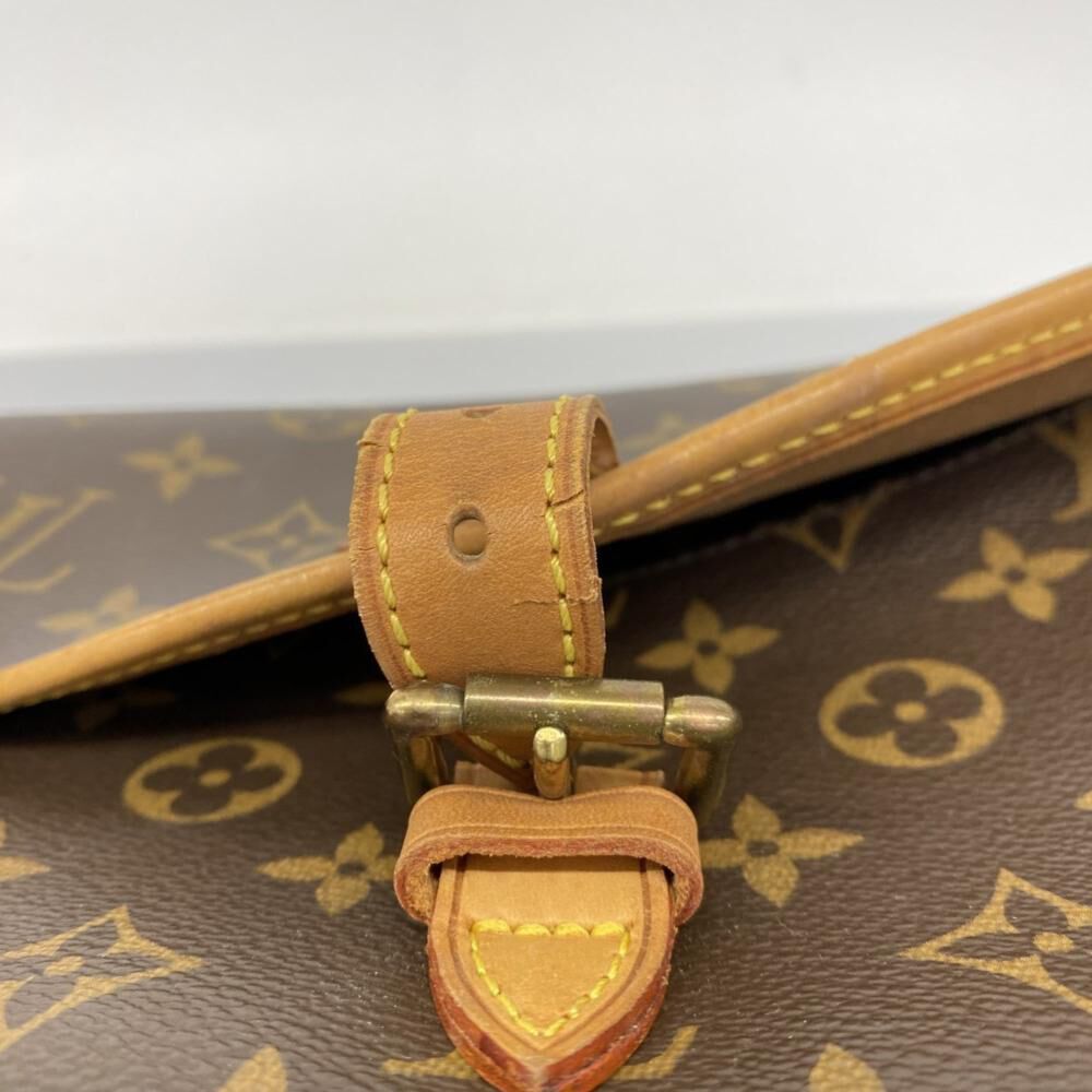 Louis Vuitton Sologne
