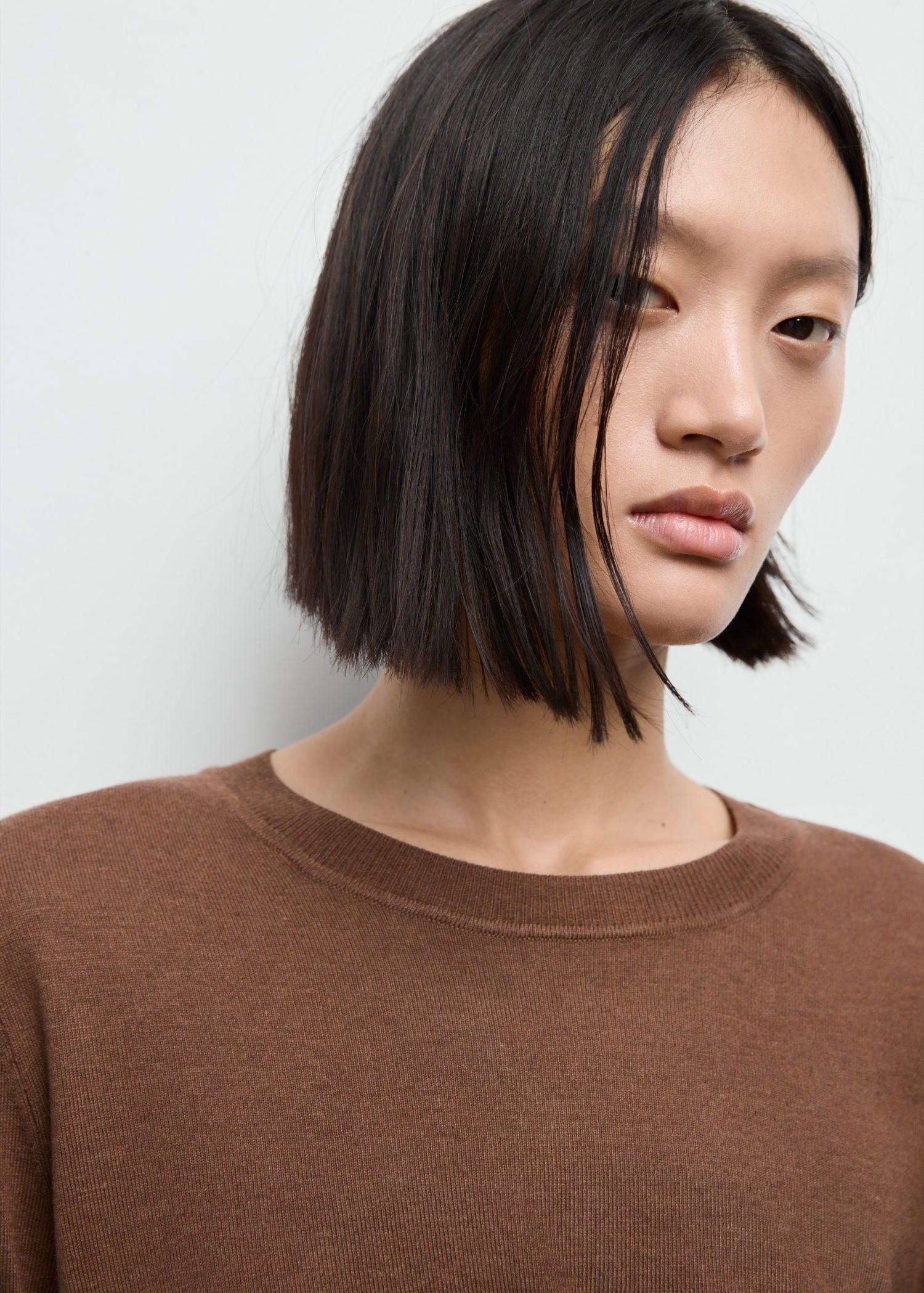 Fine-knit crew-neck sweater