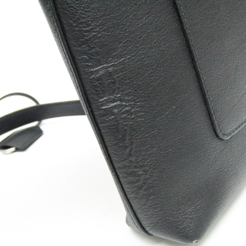 Yves Saint Laurent Shoulder Bag