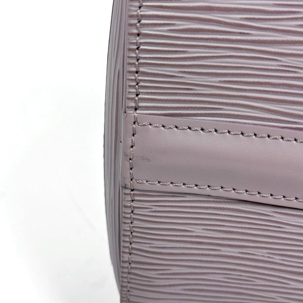 Louis Vuitton Speedy