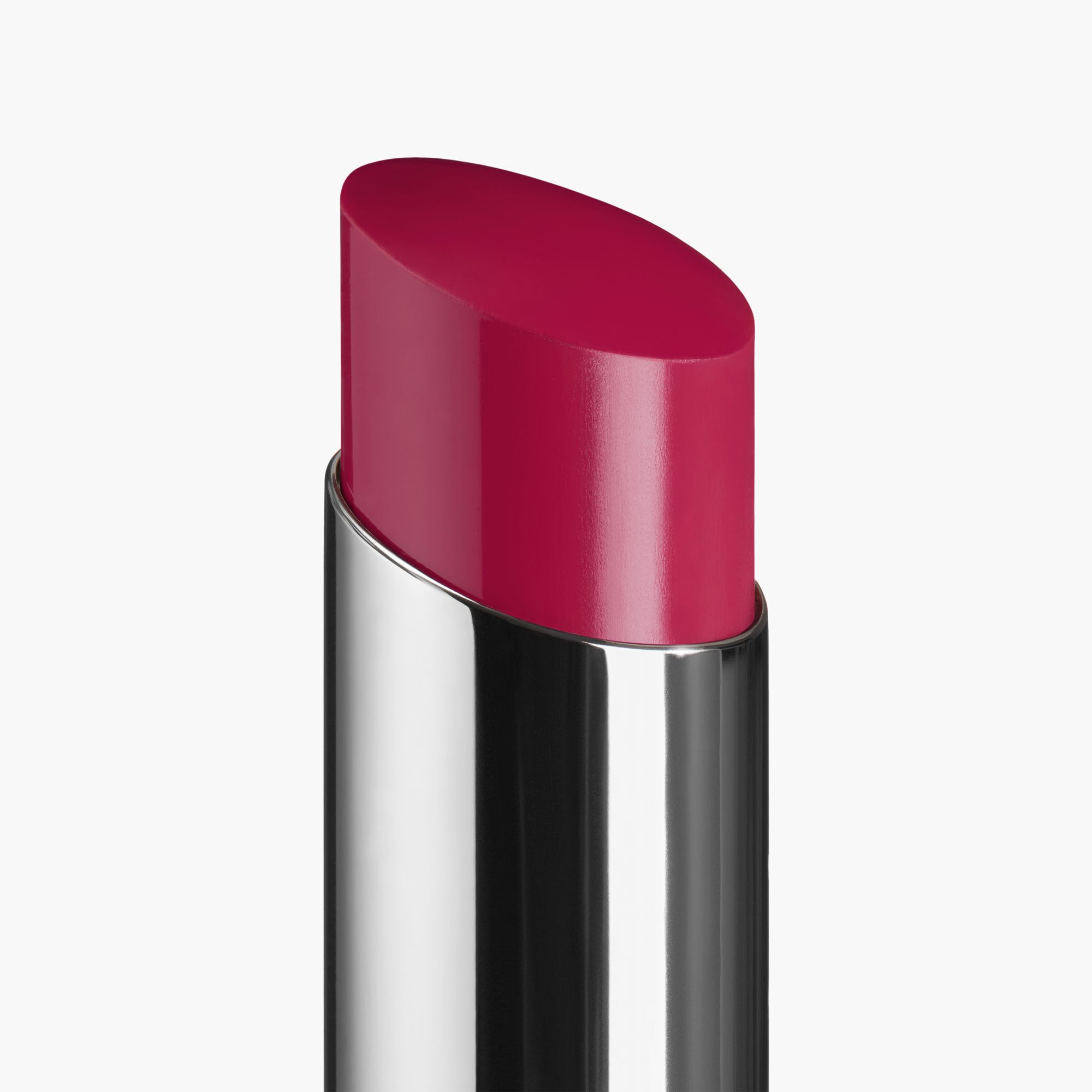 Hydrating And Plumping Lipstick. Intense, Long-Lasting Colour And Shin