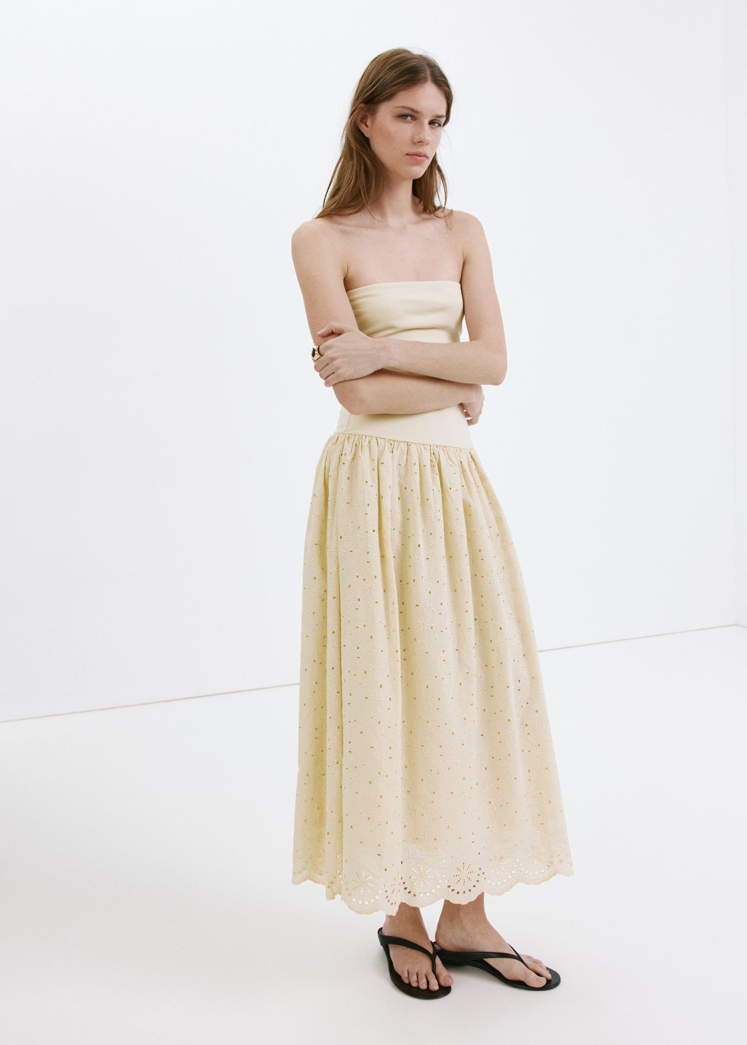 Strapless dress with broderie angla