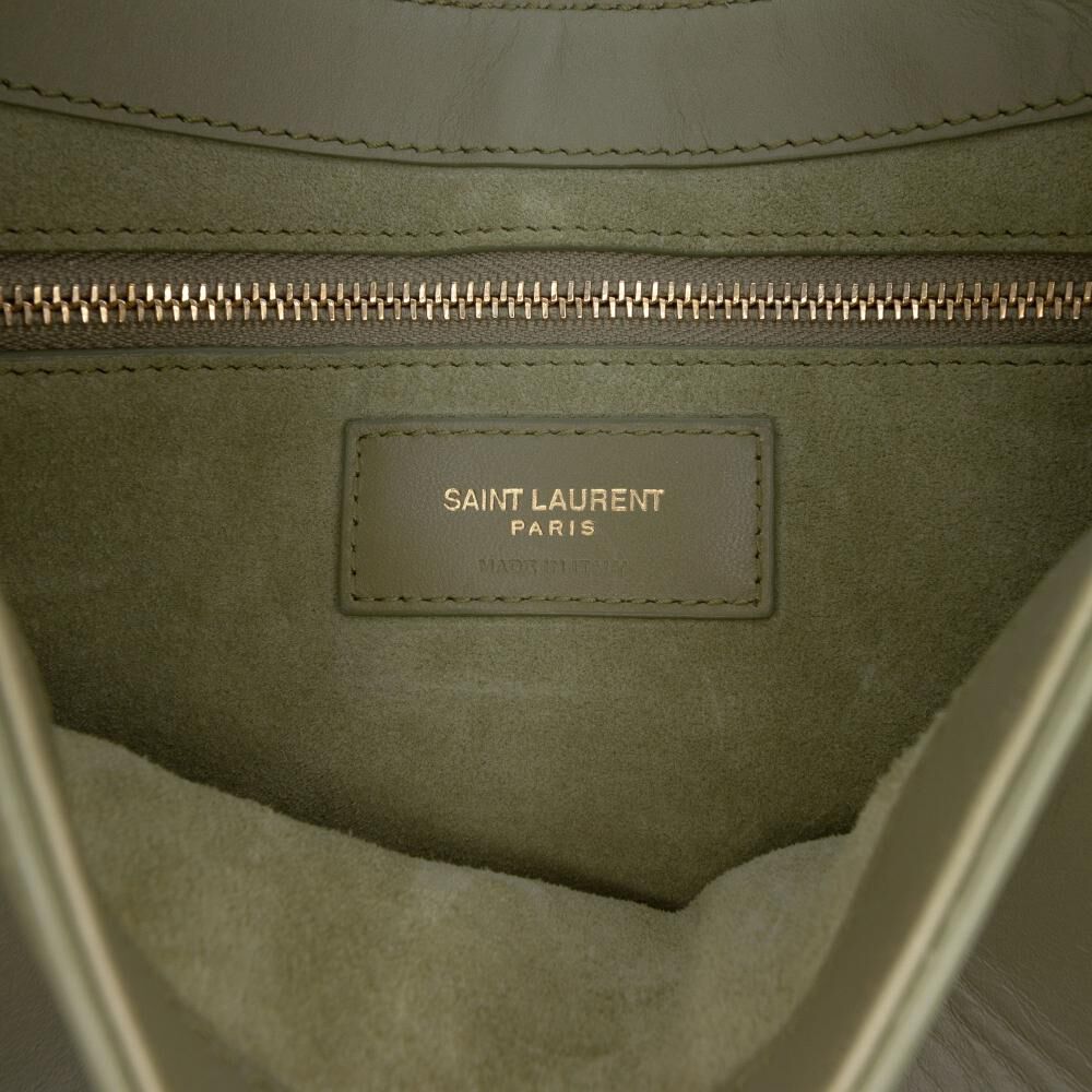 Yves Saint Laurent Shoulder Bag