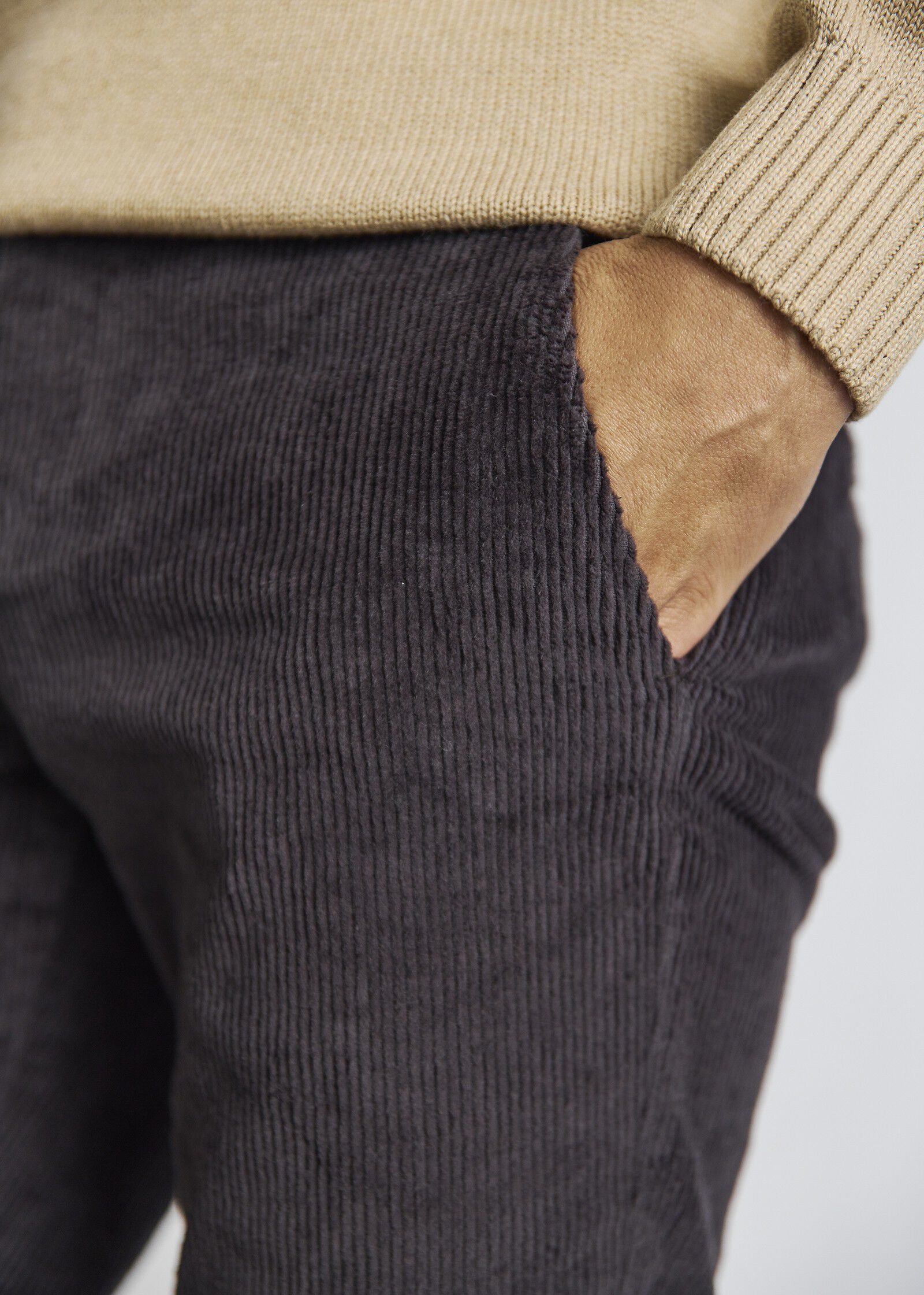 BS Kenn Regular Fit Chinos