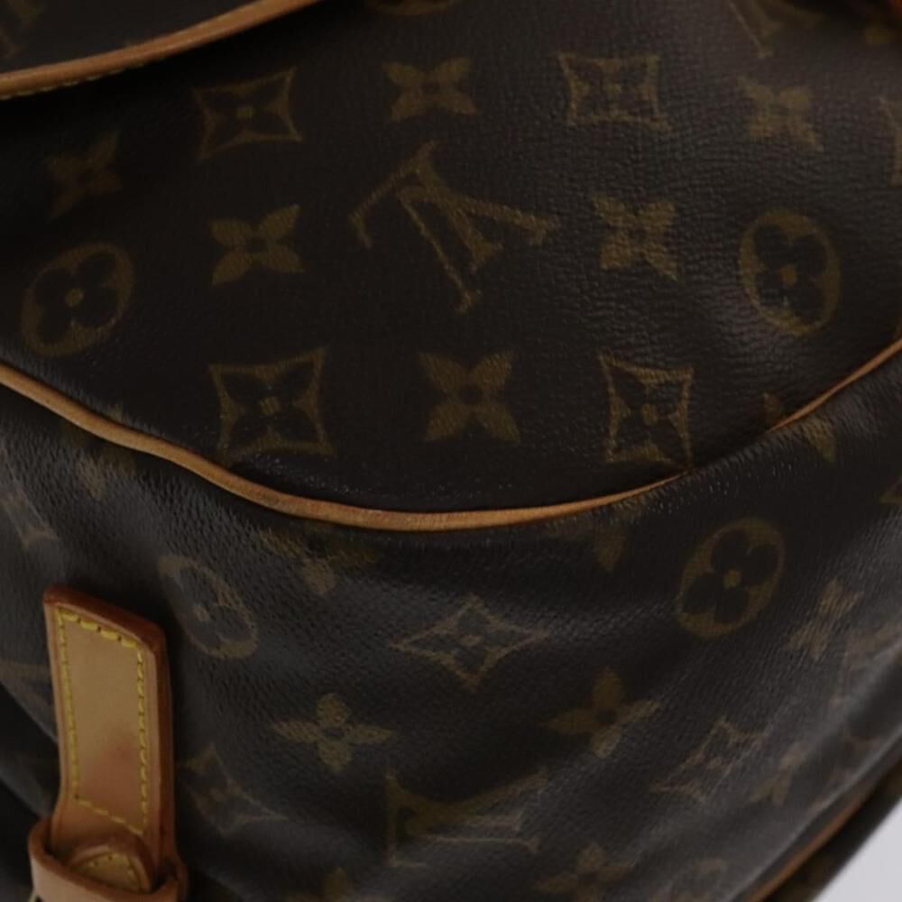 Louis Vuitton Saumur