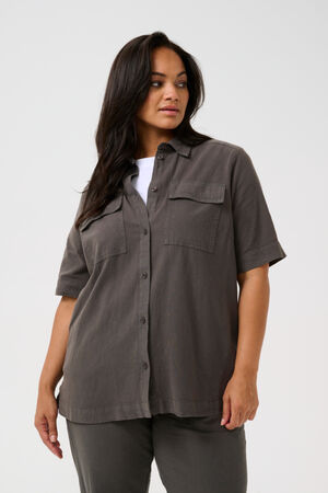 KCnana Liah Shirt
