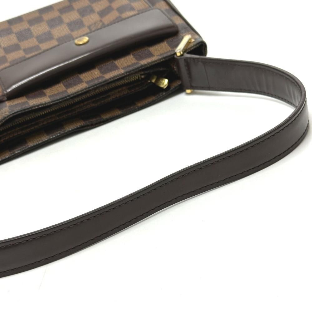 Louis Vuitton Shoulder Bags