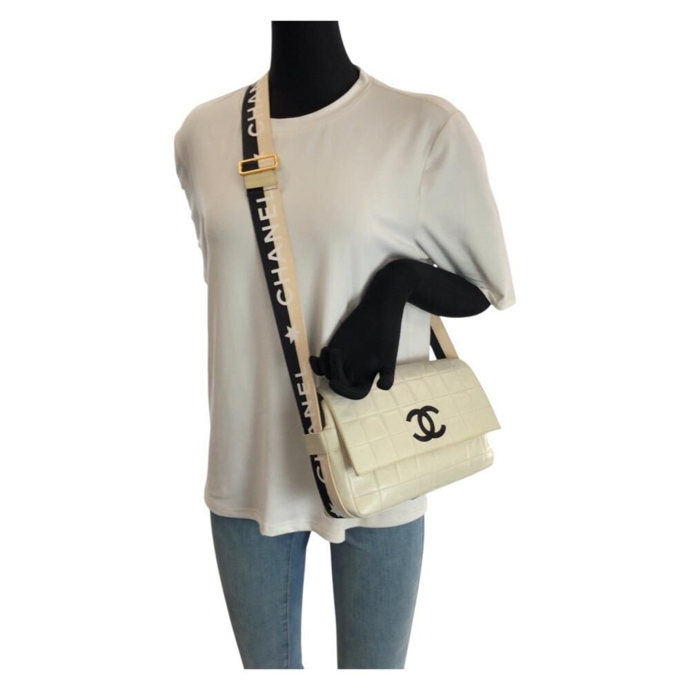 Chanel Chocolate Bar