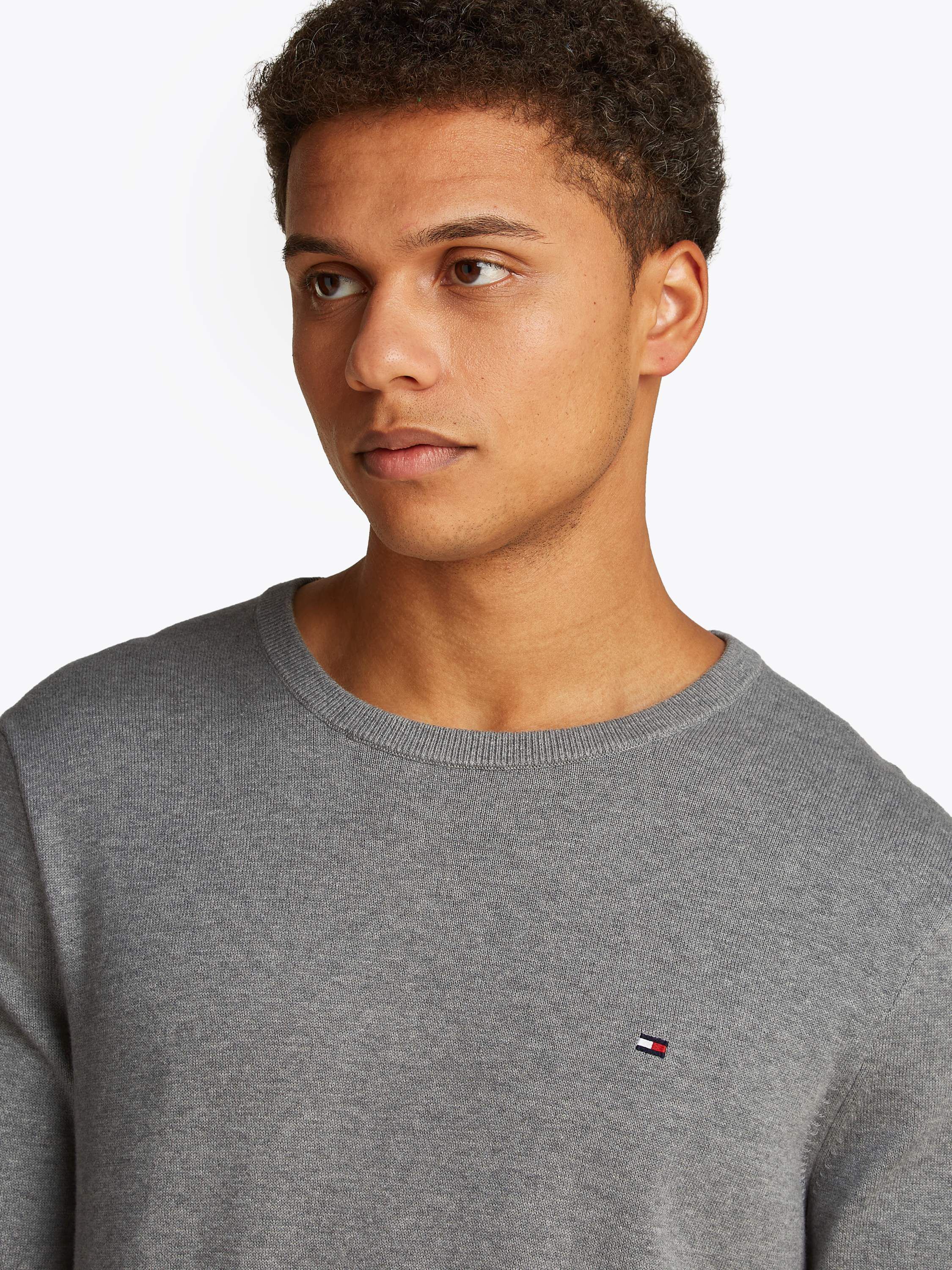 CORE ESSENTIAL COTTON CREW NECK