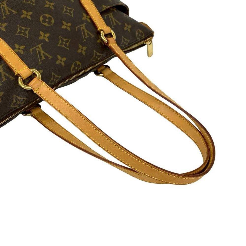 Louis Vuitton Totally