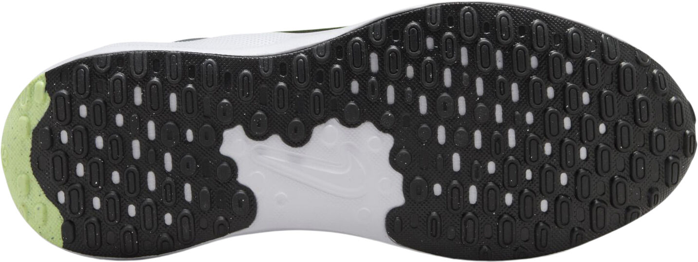 Revolution 7 sneakers